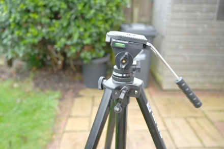 Photo of free Leica TRI 100 Tripod (Willingham CB24) #1