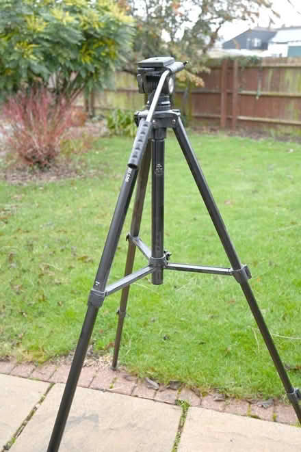 Photo of free Leica TRI 100 Tripod (Willingham CB24) #3