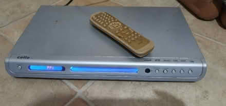 Photo of free DVD | CD | MPEG4 | Kodak | JPEG - 5 in one player (Heeley Bridge S8) #1