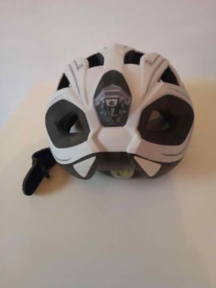 Photo of free Cycling helmet (Polwarth EH11) #2