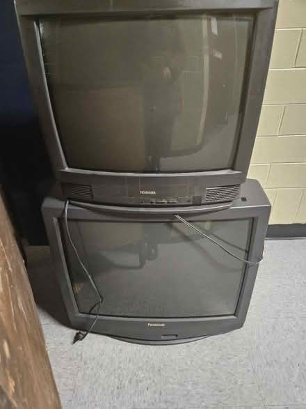 Photo of free Dresser and old televisions (Fort Greene, Brooklyn) #2
