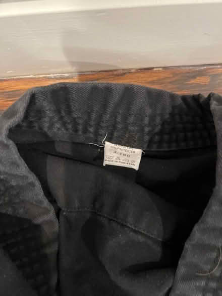 Photo of free lrg child karate uniform, spar equp (San Mateo Baywood) #2