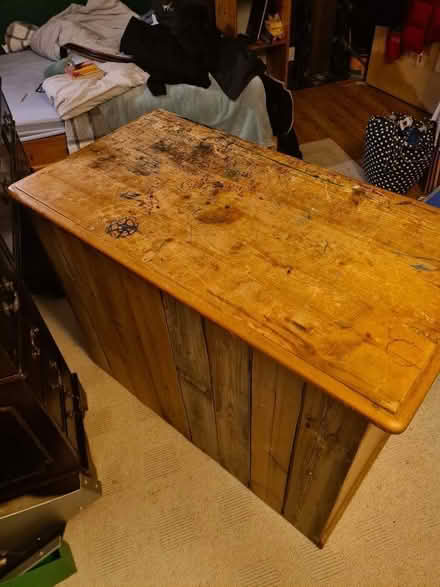 Photo of free Small Wooden desk (Ham KT2) #1