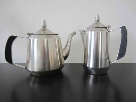Photo of free stainless steel coffee and tea pot (Barton-on-Sea BH25) #1