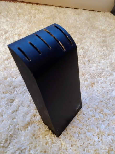 Photo of free Knife block (Allington) #1