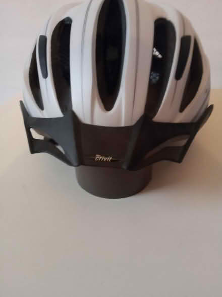Photo of free Cycling helmet (Polwarth EH11) #4