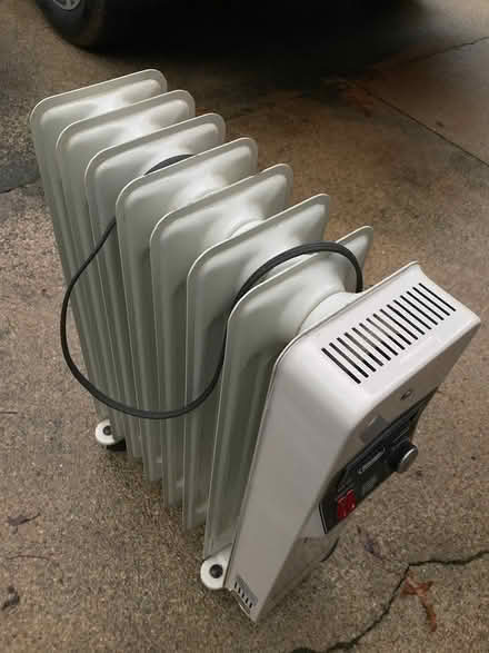 Photo of free Electric Space heater (41 Hodges Avenue. Taunton) #3