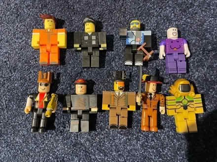 Photo of free Roblox characters (NE30) #1