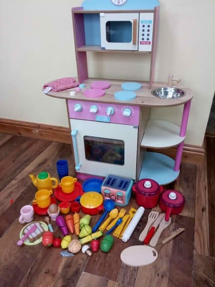 Photo of free Toy cooker (Harpur Hill SK17) #2