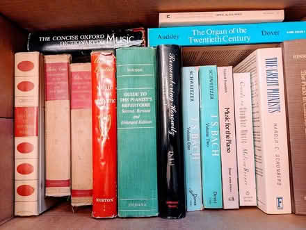 Photo of free Books, Classical Piano related (West Arlington) #1