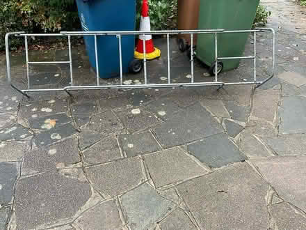 Photo of free TP Frame (HA7, Stanmore) #1