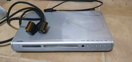 Photo of free DVD | CD | MPEG4 | Kodak | JPEG - 5 in one player (Heeley Bridge S8) #2