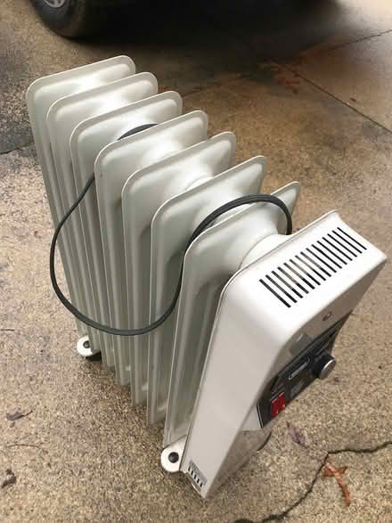 Photo of free Electric Space heater (41 Hodges Avenue. Taunton) #2