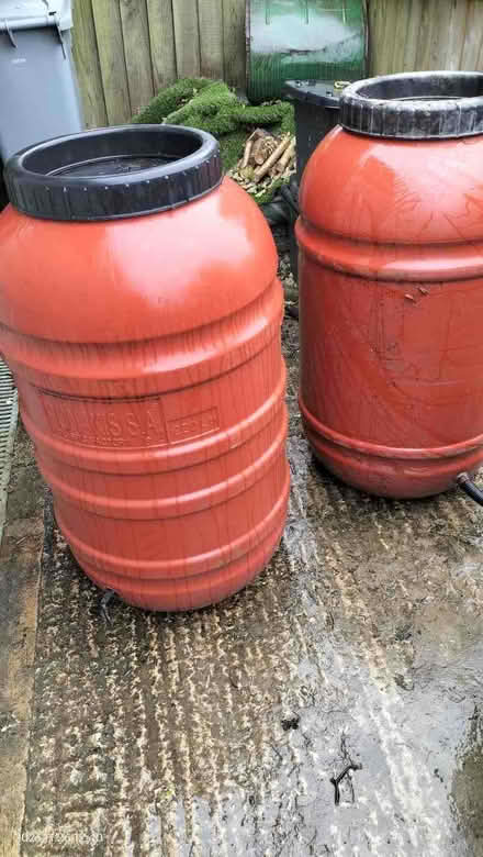Photo of free Waterbutt (West Oxfordshire OX28) #3