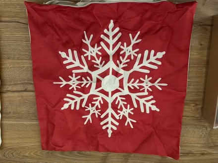 Photo of free Assortment of Xmas decorations (B5) #2