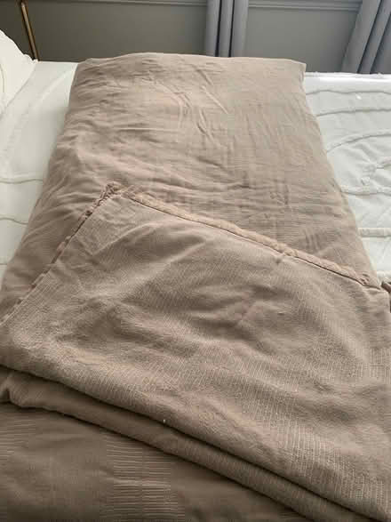 Photo of free Comforter with 2 pillow shams (East side of wichita) #1