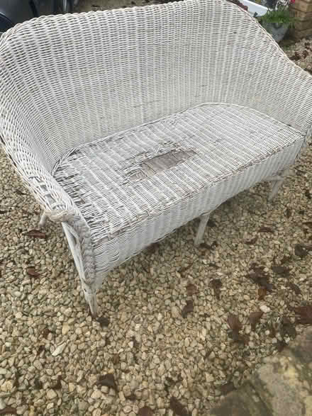 Photo of free Wicker seat (Welling) #1
