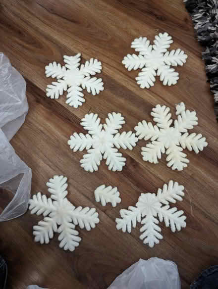 Photo of free Small Christmas tree + decorations (HA4, Ruislip) #3