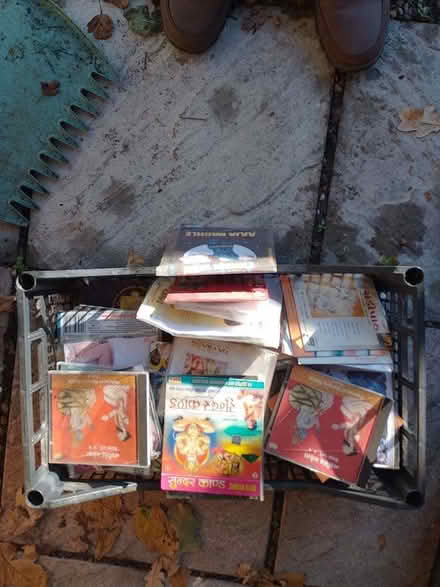 Photo of free Bollywood-films/songs-CDs/DVDs (Morley DE21) #1