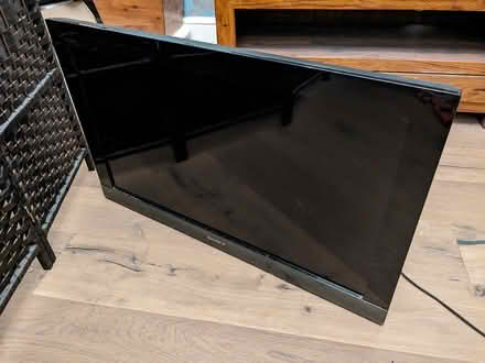 Photo of free 32 tv (sony kdl-32ex403) (Mortlake (SW14)) #1