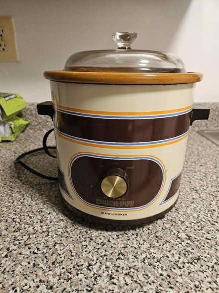 Photo of free Vintage crock pot (College Park) #1