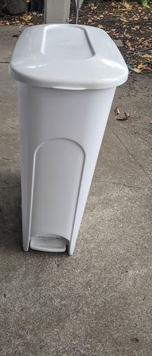 Photo of free Garbage Can (E San Rafael) #1
