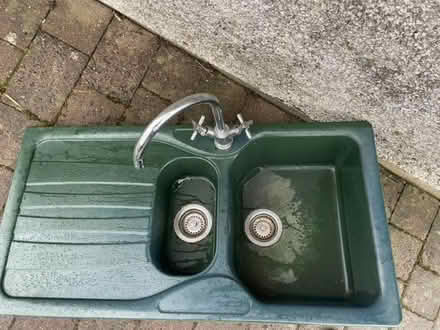 Photo of free Franke 1.5 Inset sink and tap British Racing Green (Gatebeck LA8) #3