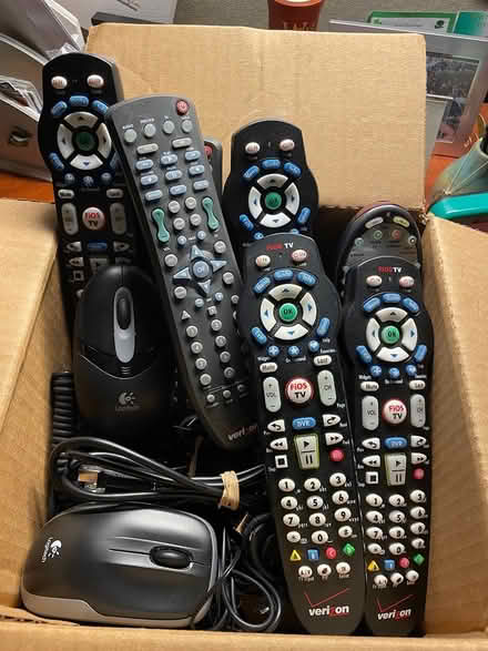 Photo of free Remote, misc electronics (Skippack) #1