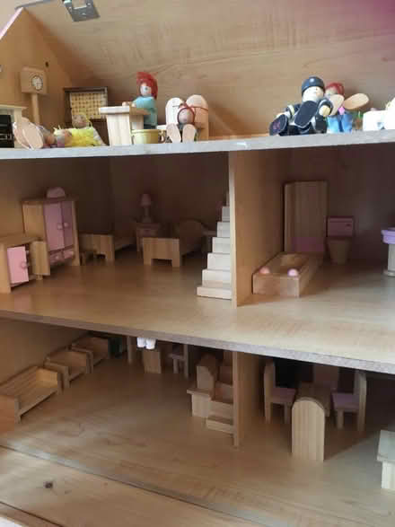 Photo of free Dolls house (Woodley RG5) #1