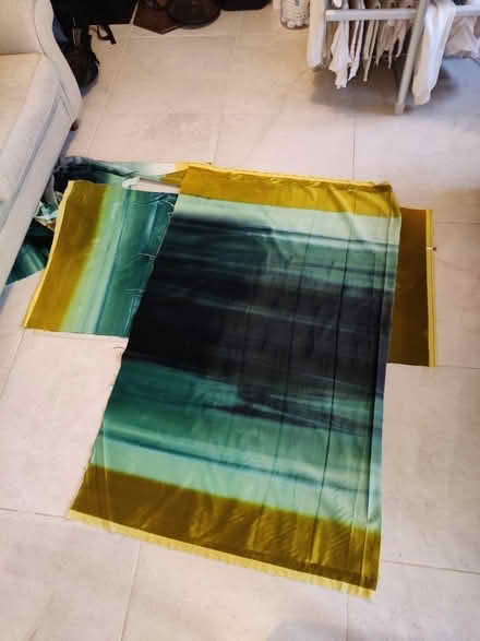 Photo of free Velvet fabric (The Moor LA1) #1