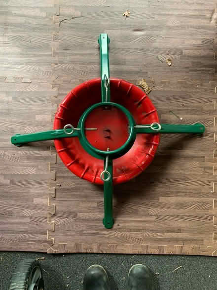 Photo of free Christmas tree stand (Richmond) #1