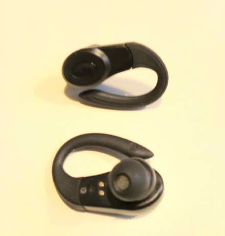 Photo of free Bluetooth Earbuds - Incomplete Set (Wallingford (Good Shepherd)) #1