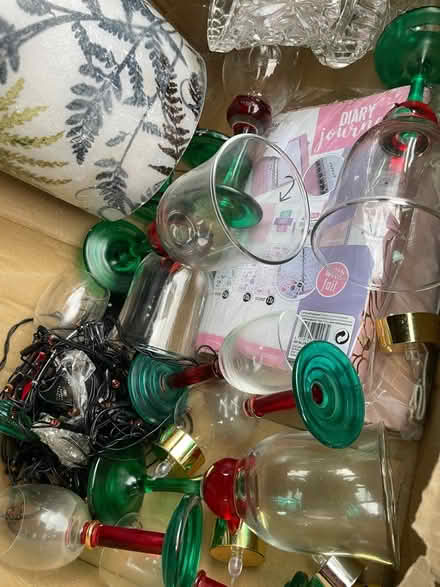 Photo of free Loads of Christmas items (ST7) #2