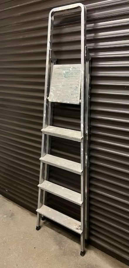 Photo of free Stepladder - lightweight (Painswick GL6) #1
