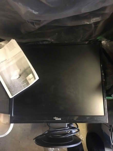 Photo of free Fujitsu Siemens 19” monitor (Uxbridge UB10) #2