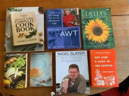 Photo of free 7 cookery books (Tinkersley DE4) #1