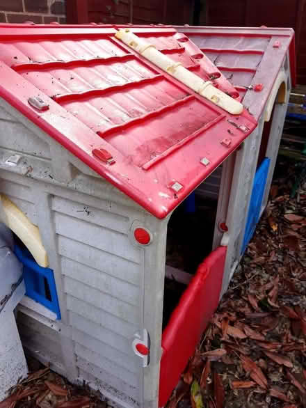 Photo of free Kids playhouse (Castlefield HP12) #1