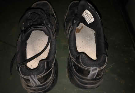 Photo of free Running shoes size 9-Cooksville (l5b) #2