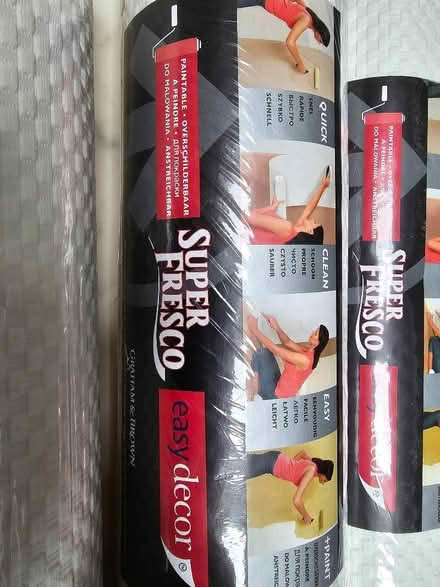 Photo of free Superfresco Textured Wallpaper (Rickmansworth central WD3) #2