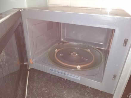 Photo of free Kenwood 900w Microwave Working (Ebley GL5) #2