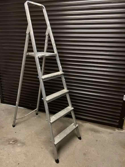 Photo of free Stepladder - lightweight (Painswick GL6) #2