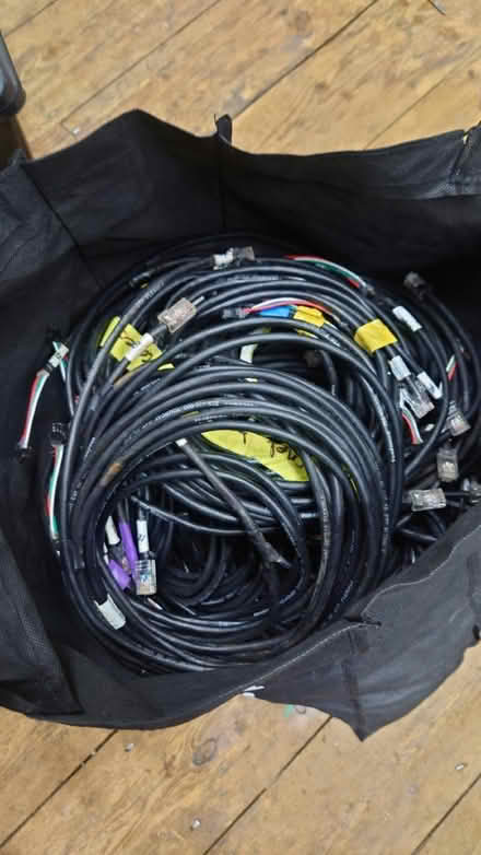 Photo of free loads of high quality Tourcat cat 5 ethernet cable (N16) #1
