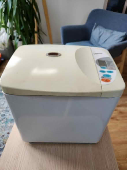 Photo of free white panasonic bread maker (Deddington OX15) #1