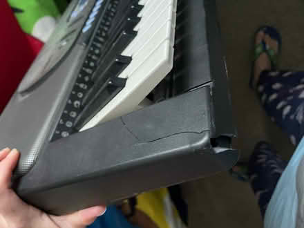 Photo of free Keyboard & Stand (Twickenham TW1) #4