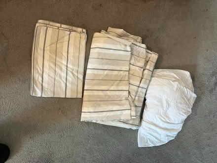 Photo of free single duvet cover, pillow case and brushed cotton sheet (Norbiton KT3) #1