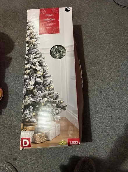 Photo of free 6ft Pre-lit Snowy Xmas Tree (Hastings TN34) #1