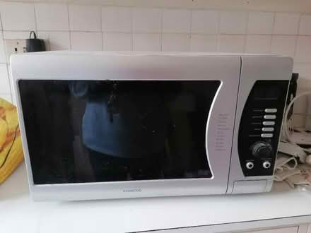 Photo of free kenwood microwave (Starbeck HG1) #1