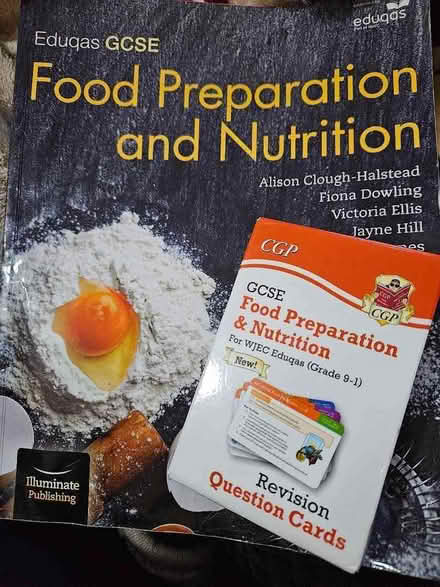 Photo of free GCSE Food Preparation and Nutrition textbook and flashcards (Cheshunt EN8) #1