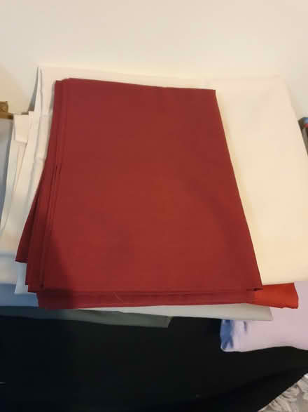 Photo of free X2 Pillowcases (S2 Wybourn) #1