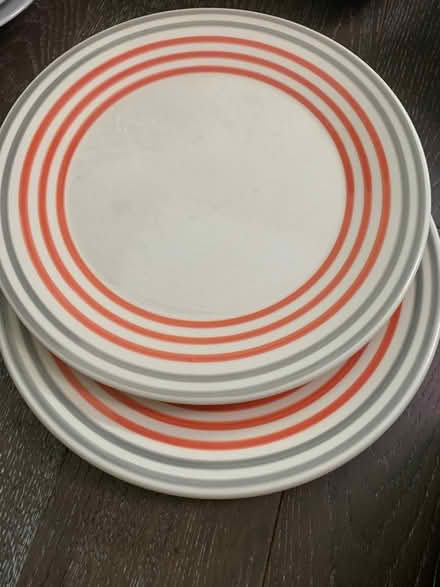 Photo of free Two dinner plates (Fairfield Park) #1